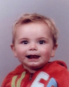 Mein kinnetje glimt...mooi he?